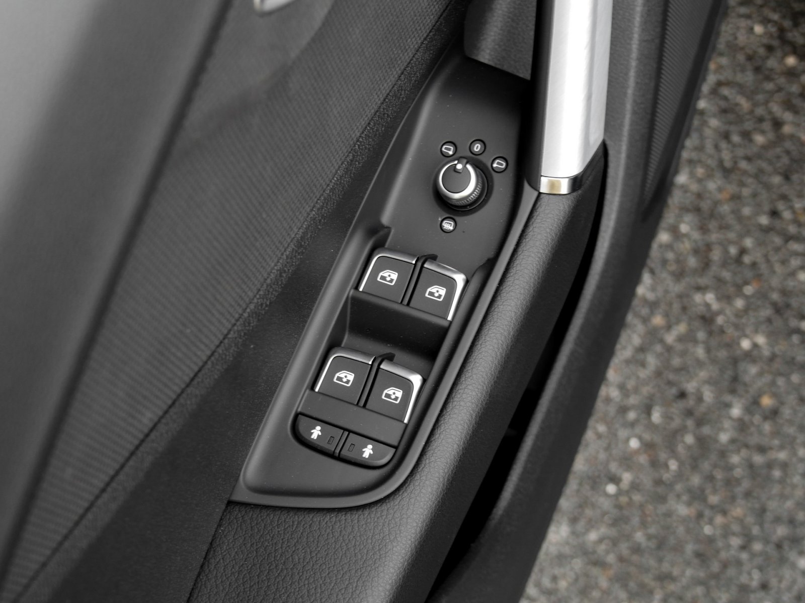 Audi Q2 35 TFSI S tronic S line Kamera+Navi+Sound+LED