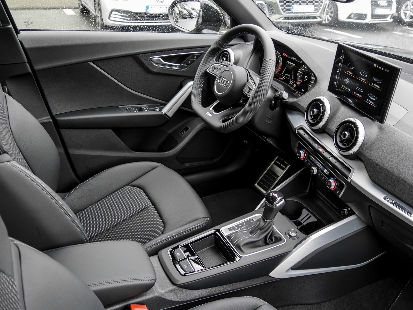 Audi Q2 35 TFSI S tronic S line Kamera+Navi+Sound+LED