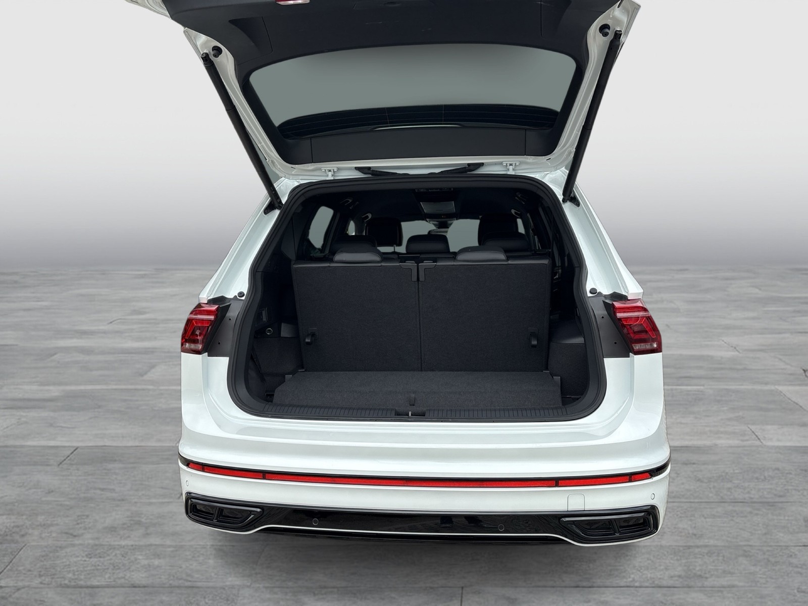 Volkswagen Tiguan Allspace 2.0 R-LINE 4X4 7SITZE STANDHZ.
