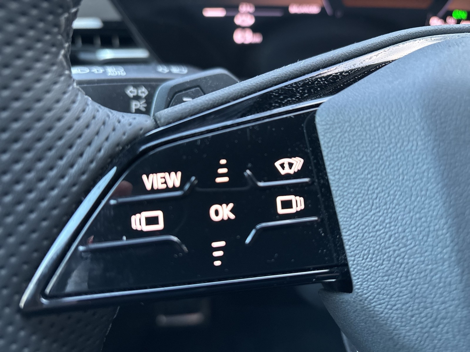 Audi Q6 e-tron quattro S LINE WÄRMEPUMPE PANO B&O CAM