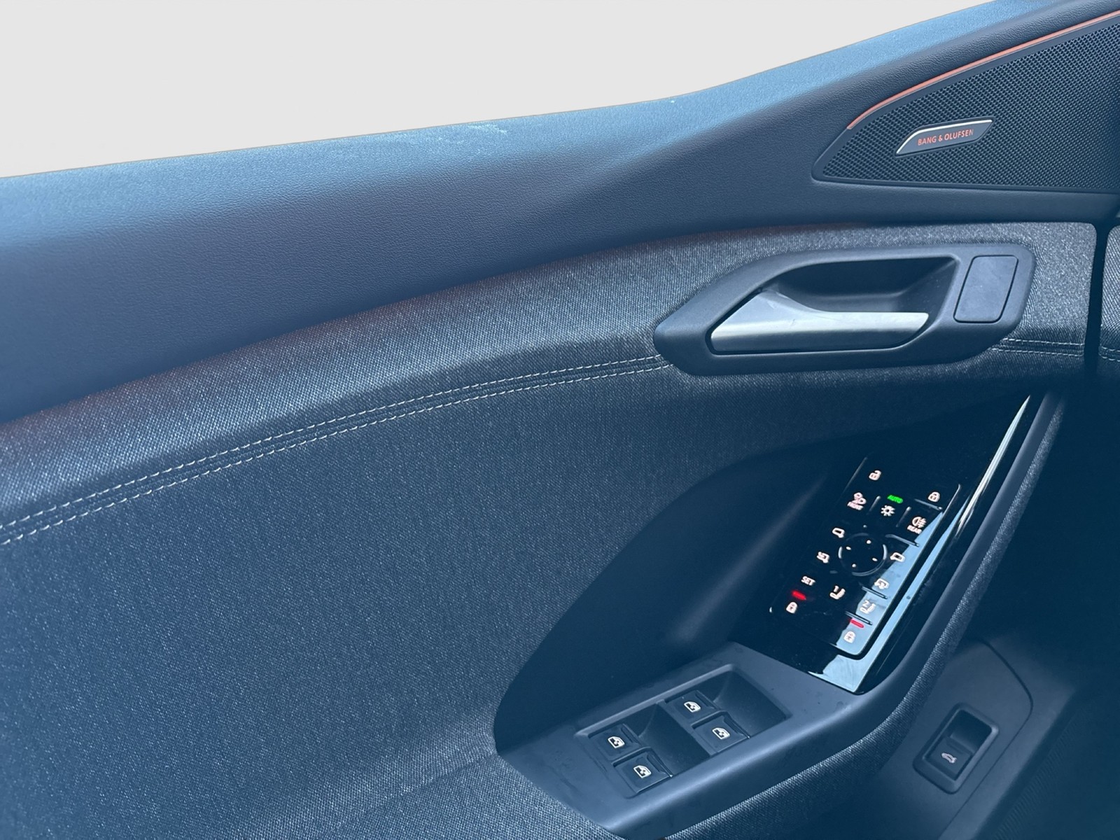 Audi Q6 e-tron quattro S LINE WÄRMEPUMPE PANO B&O CAM