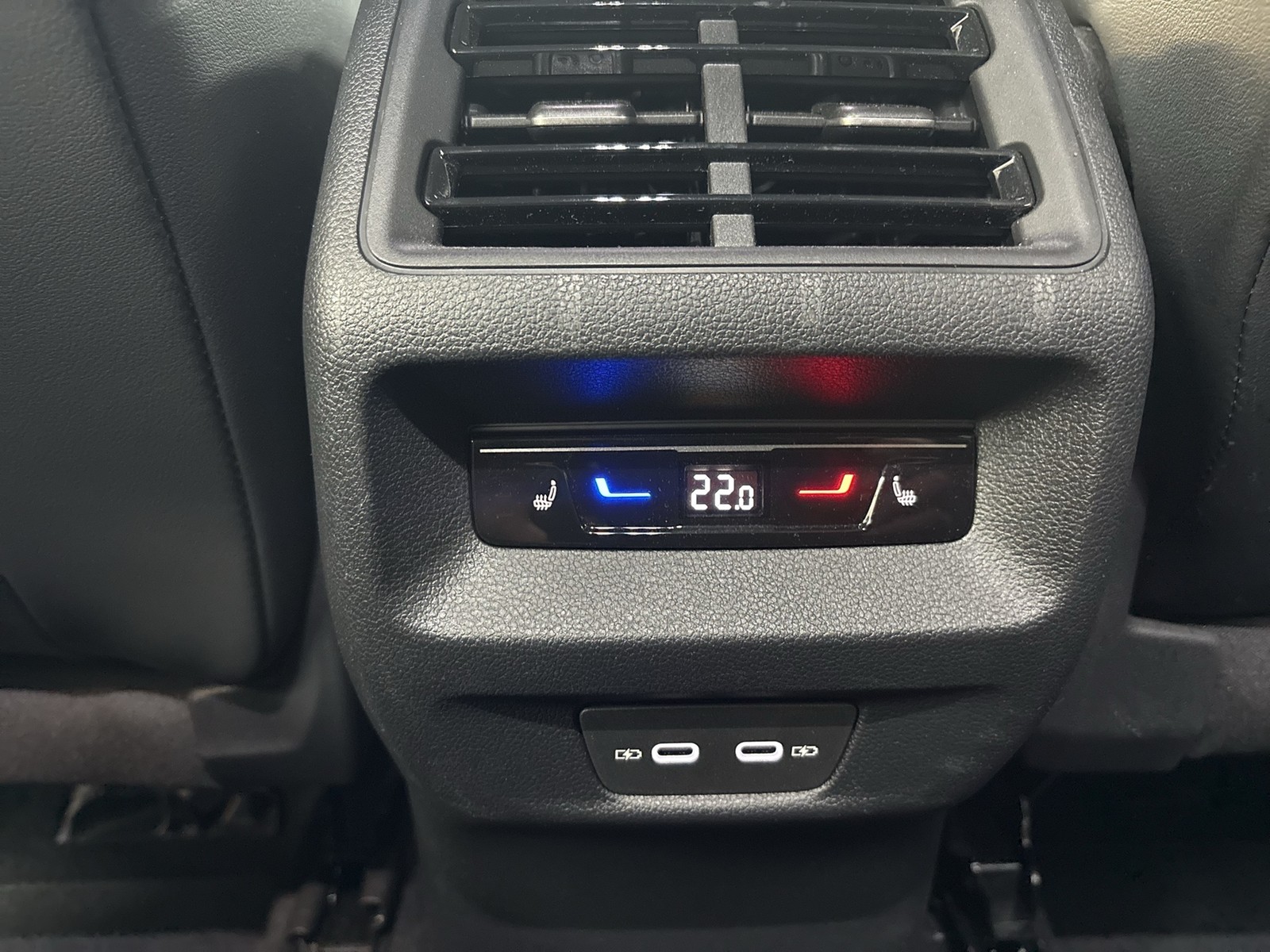 Volkswagen Tiguan 1.5 HYBRID LIFE AHK CAM ACC LM18 NAVI