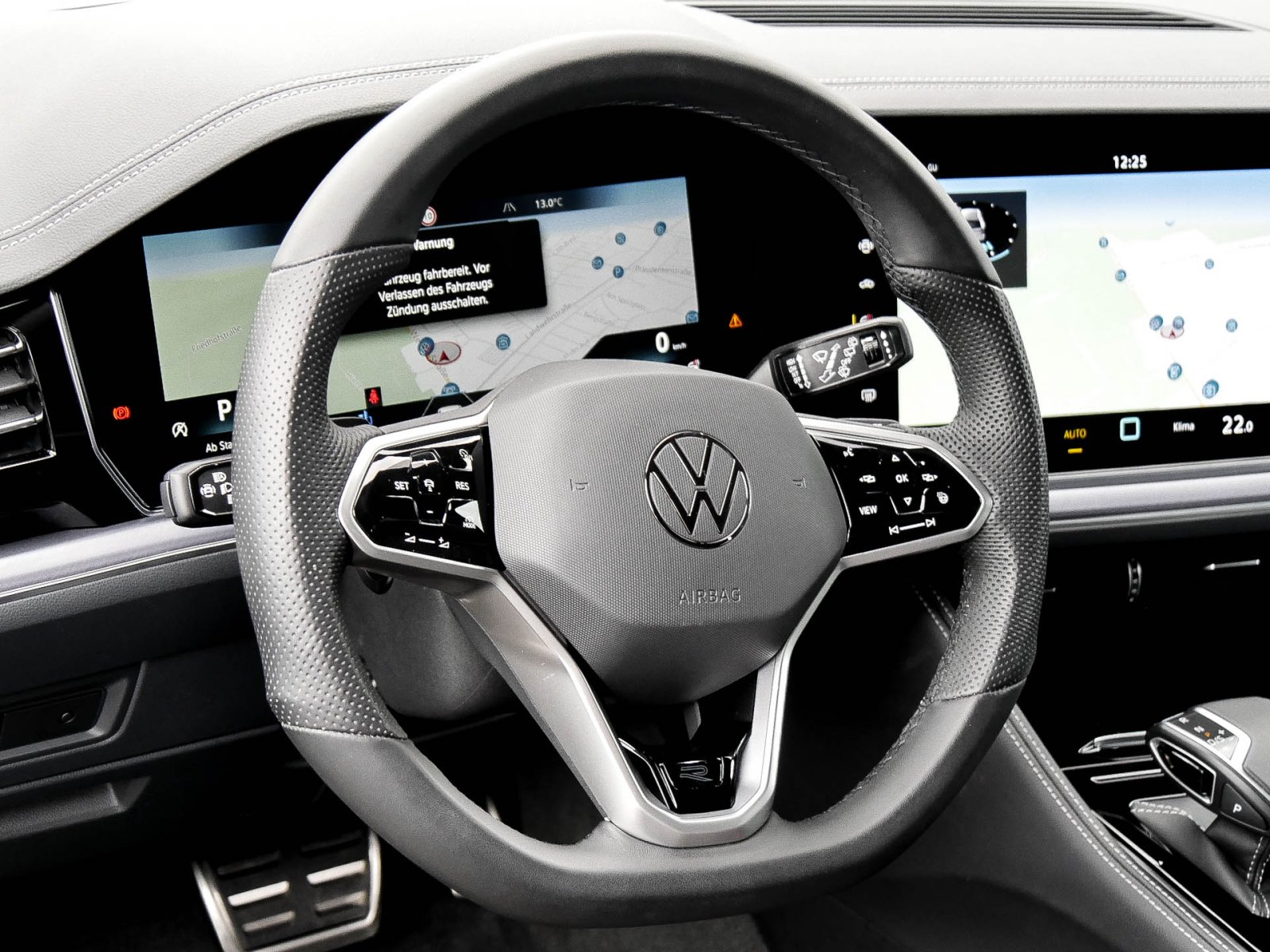 Volkswagen Touareg V6 TSI R-LINE NEUES MODELL AHK CAM LM20