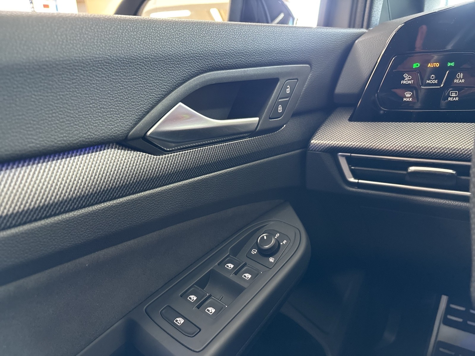 Volkswagen Golf VIII 2.0 GTI CLUBSPORT BLACK STYLE 360°CAM