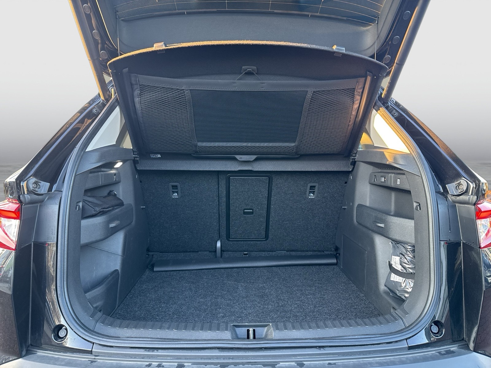 Skoda Elroq 85 LOFT WÄRMEPUMPE AHK CAM ACC LM19 NAVI