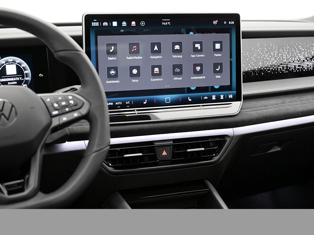 Volkswagen Tayron 2.0 R-LINE DSG 4X4 PANO AHK 7SITZE LM20