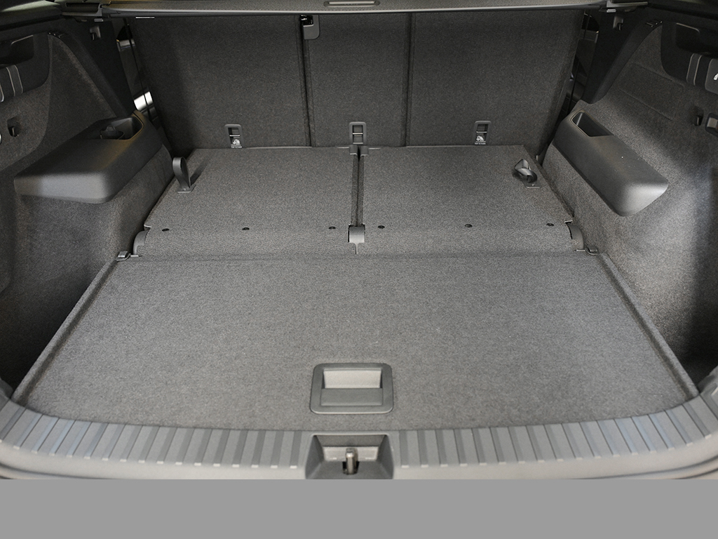 Volkswagen Tayron 2.0 R-LINE DSG 4X4 PANO AHK 7SITZE LM20