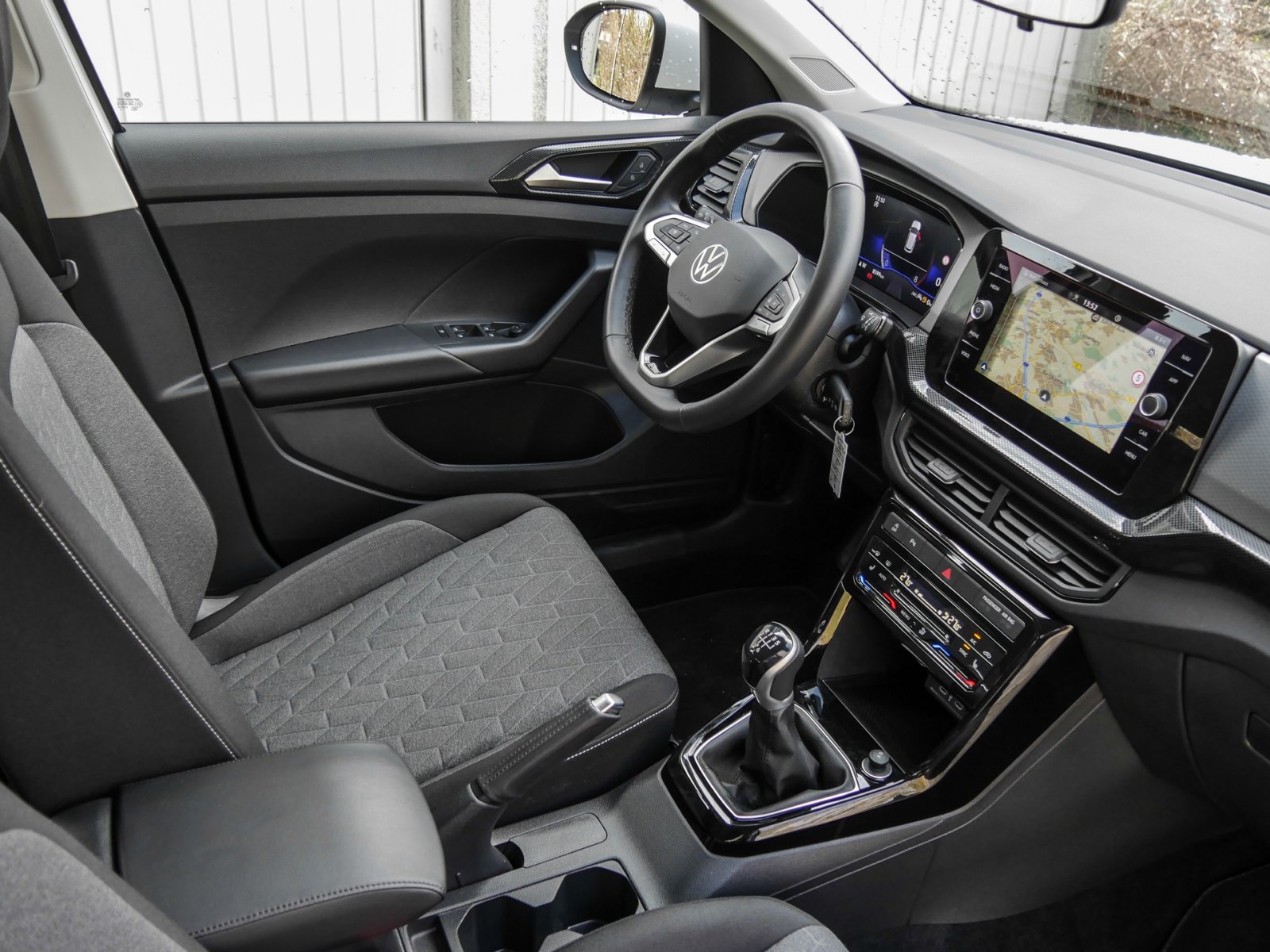 Volkswagen T-Cross 1.0 LIFE ACC ALU LED NAVI SITZHEIZUNG