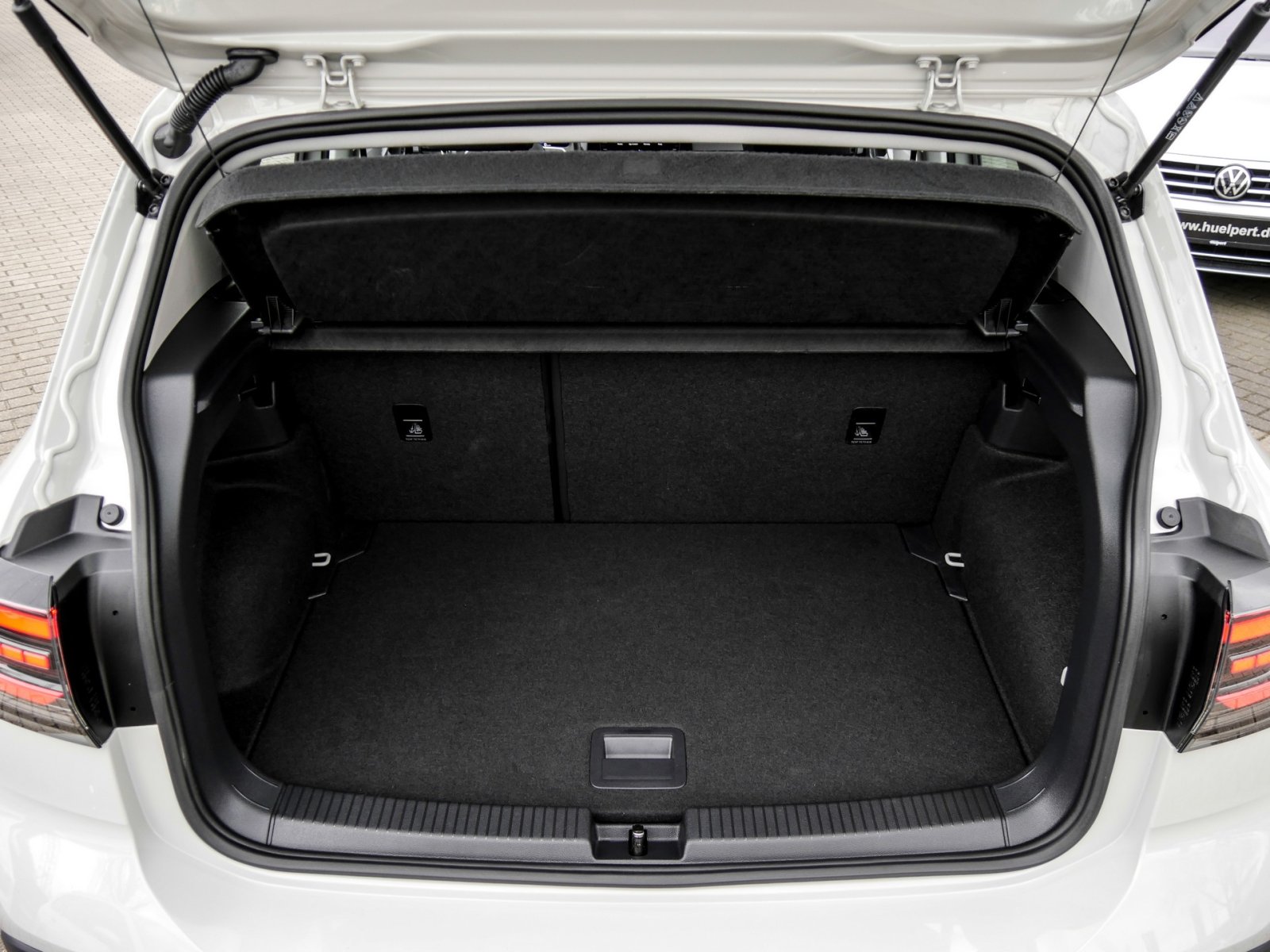 Volkswagen T-Cross 1.0 LIFE ACC ALU LED NAVI SITZHEIZUNG