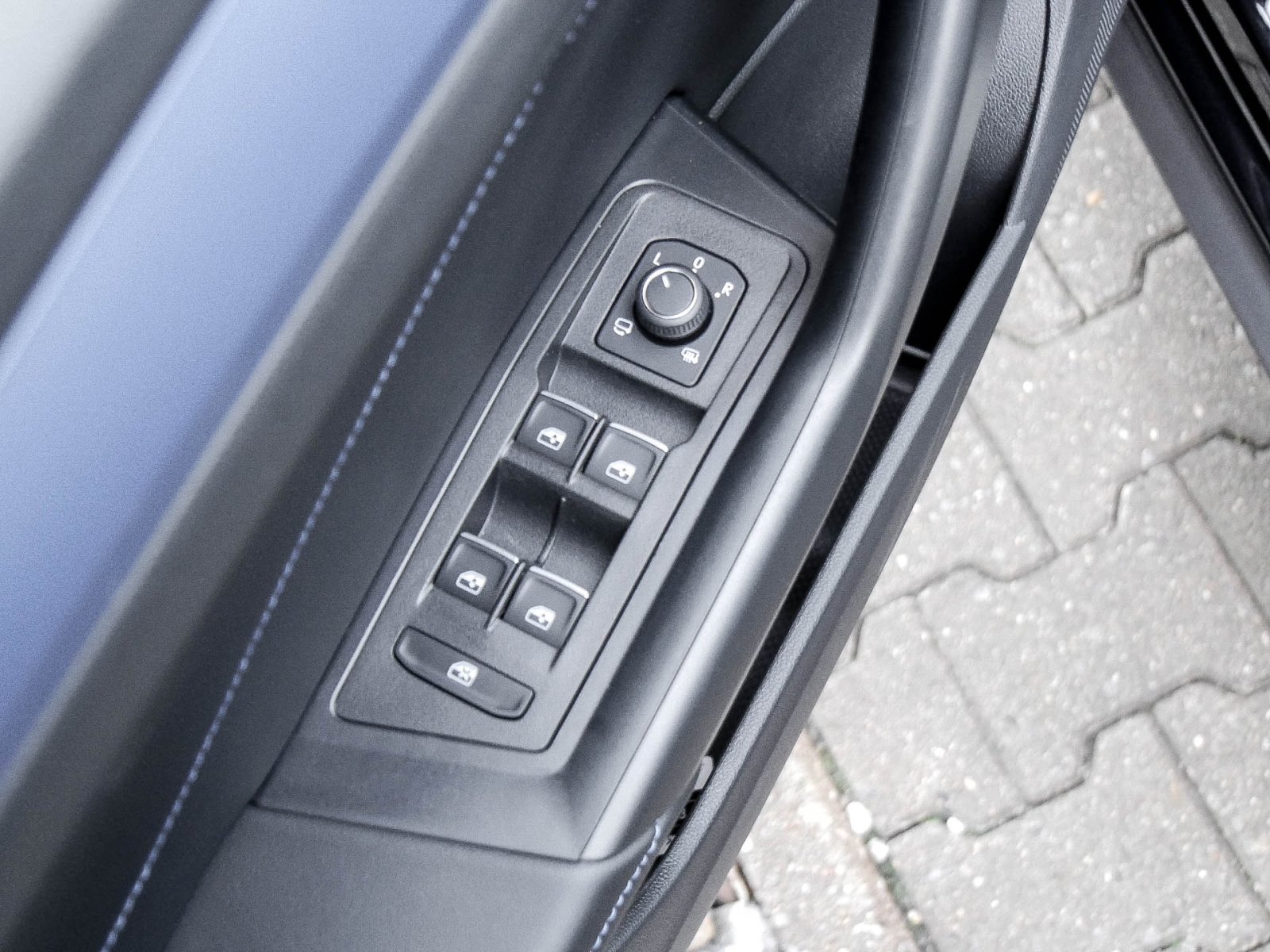 Volkswagen T-Roc 2.0 R 4X4 BEATS CAM ACC LM18 E-KLAPPE NAVI