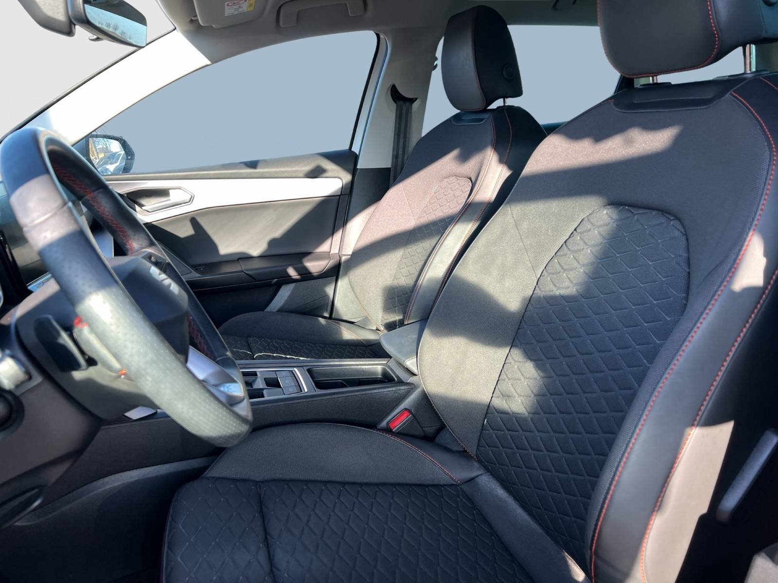 Seat Leon ST 1.4 HYBRID FR NAVI VIRTUAL-COCKPIT LM17