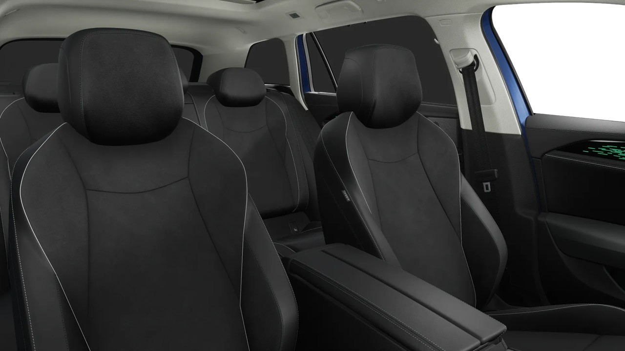 Volkswagen Passat Variant 1.5 HYBRID ELEGANCE PANO AHK ACC