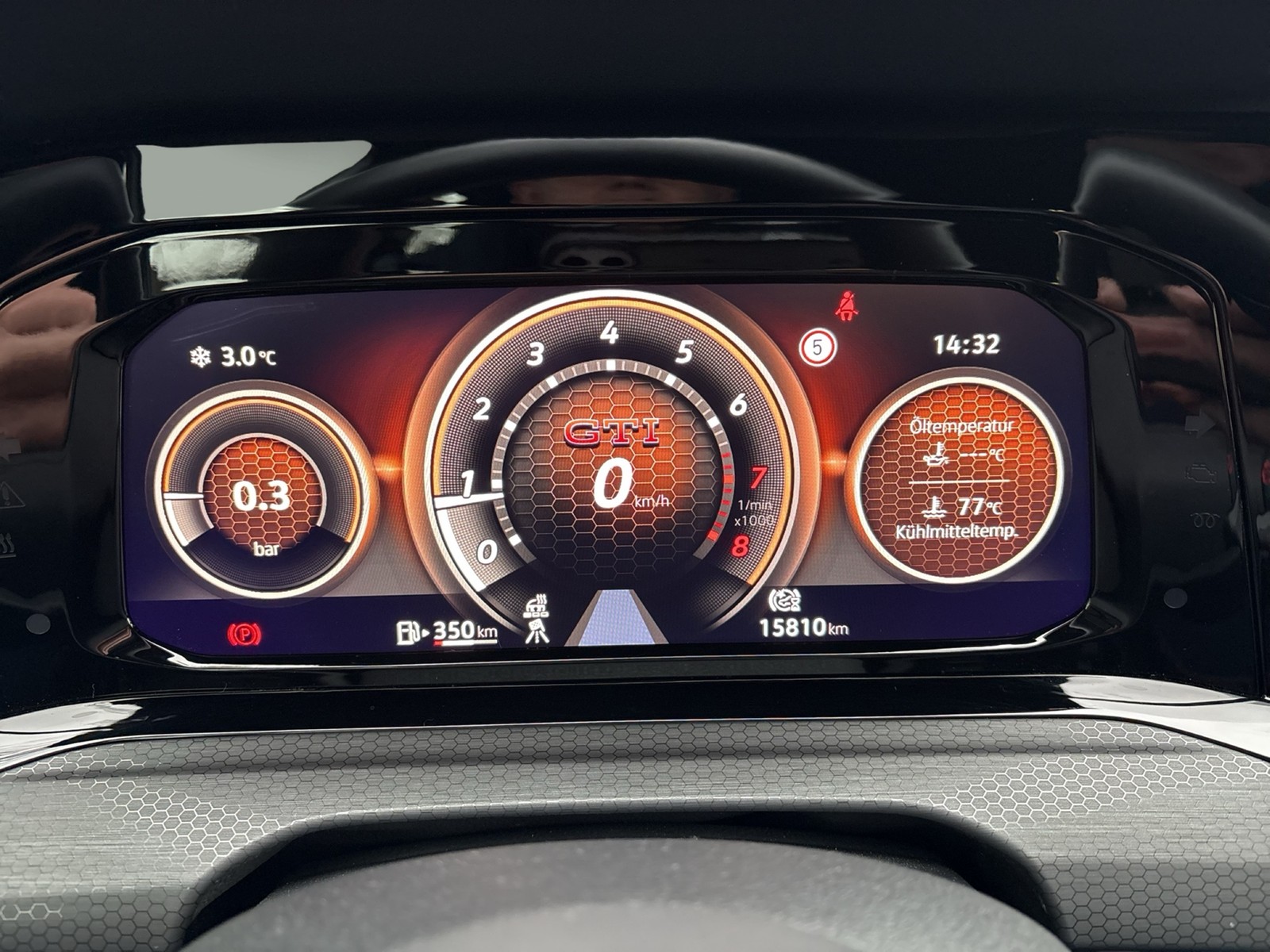 Volkswagen Golf VIII 2.0 GTI HARMAN KARDON NAVI LM17 LED+