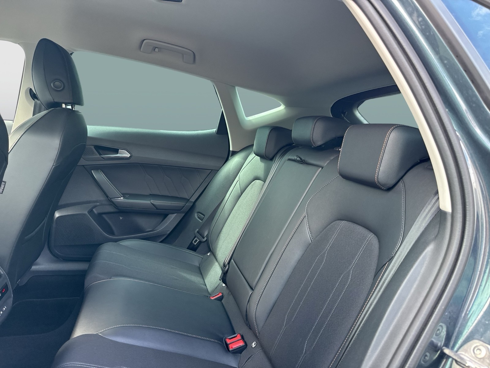 Cupra Formentor 2.0 4X4 AHK ACC LM18 NAVI CARPLAY