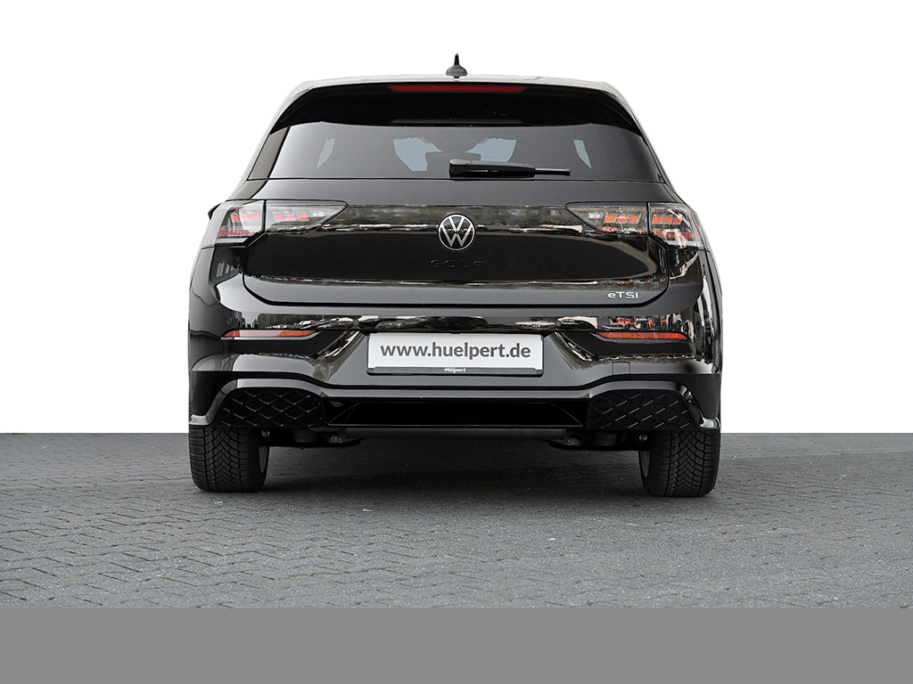 Volkswagen Golf VIII 1.5 eTSI R-LINE FACELIFT CAM ACC LM18 NAVI