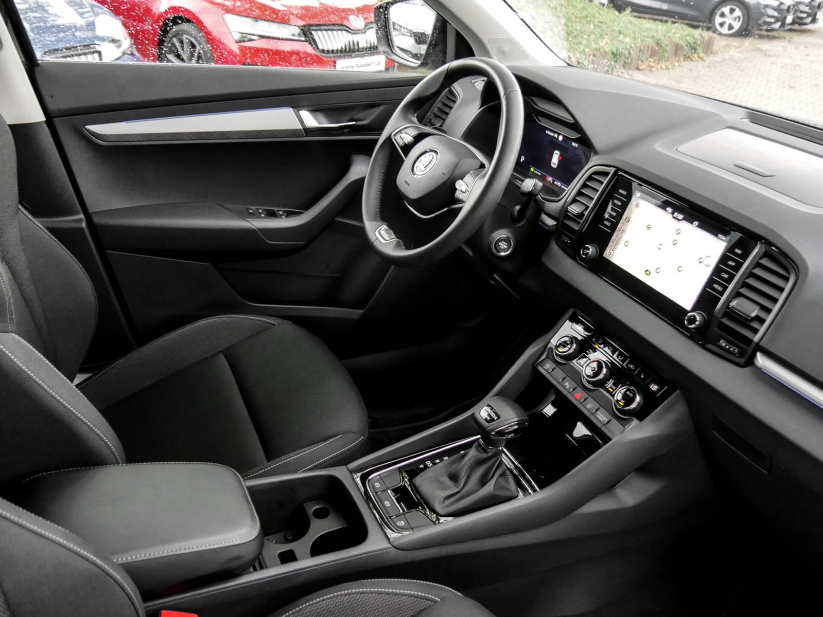 Skoda Karoq 2.0 DRIVE 4X4 AHK CAM ACC MATRIXLED NAVI