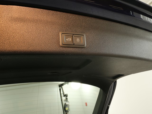 Audi A6 Avant 55 quattro HYBRID S LINE BLACKPAK LM19