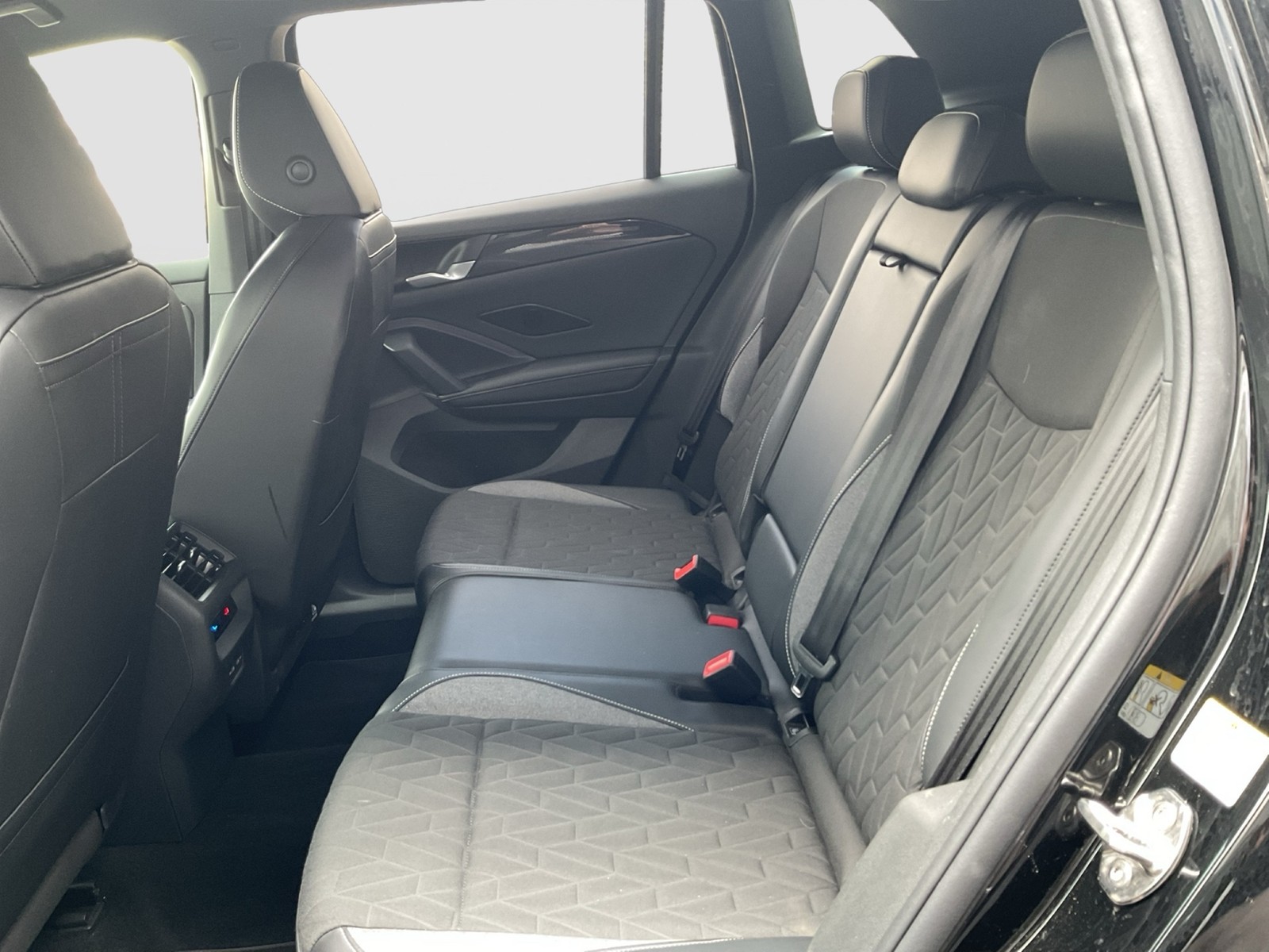 Volkswagen Tiguan 2.0 GOAL 4X4 360CAM ACC LM18 EKLAPPE NAVI
