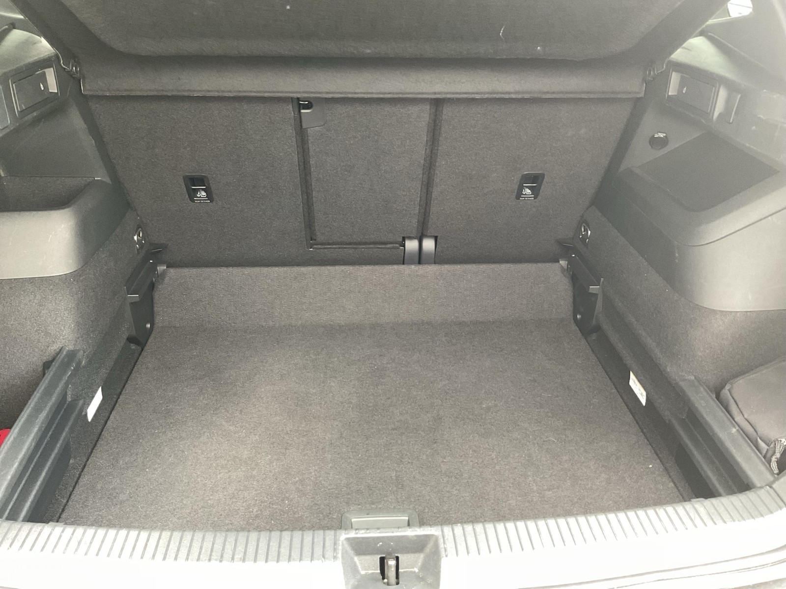 Volkswagen Tiguan 2.0 GOAL 4X4 360CAM ACC LM18 EKLAPPE NAVI