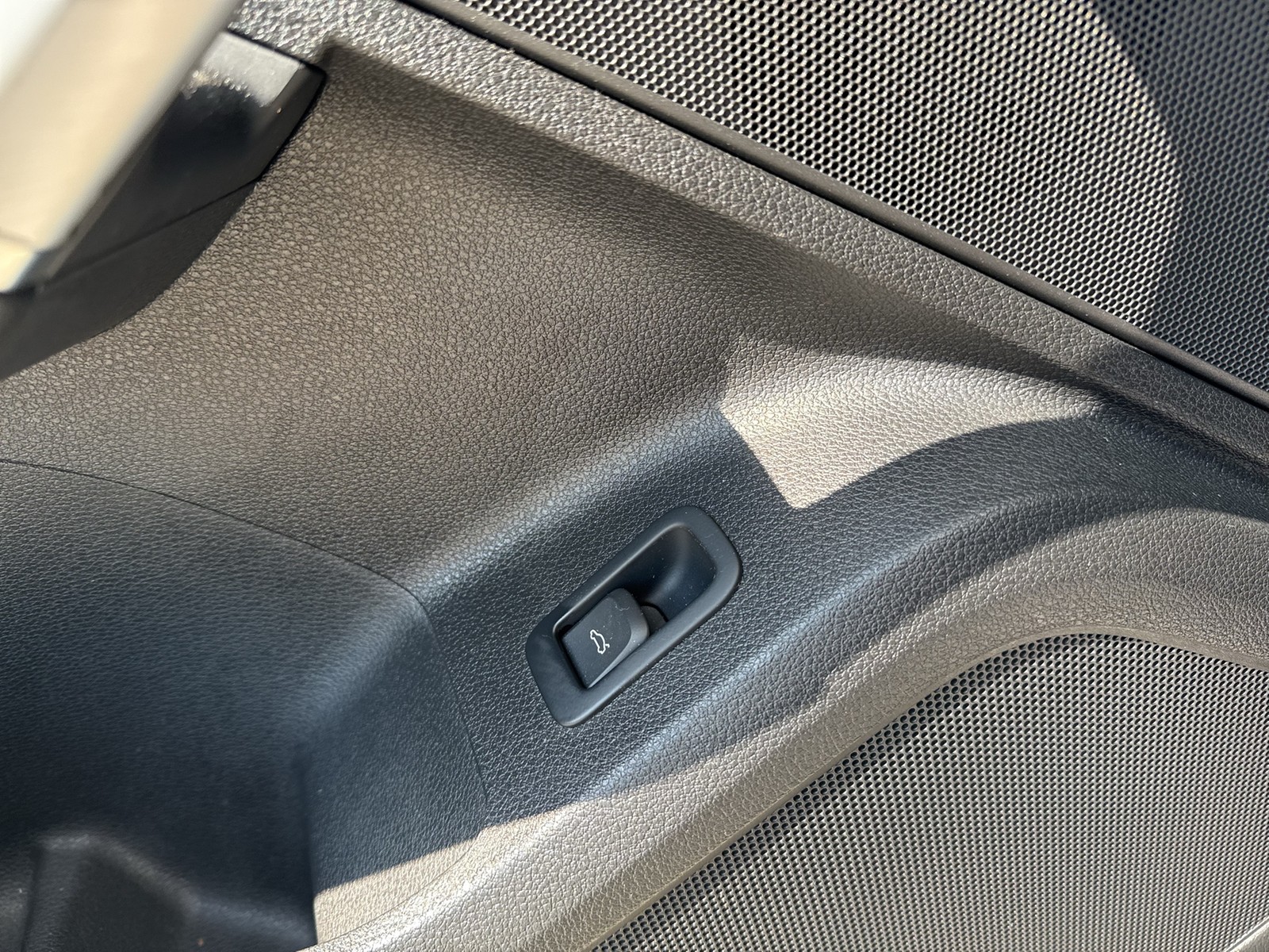 Audi Q2 35 Qu. S LINE AHK KAMERA MATRIX NAVI+ LM17