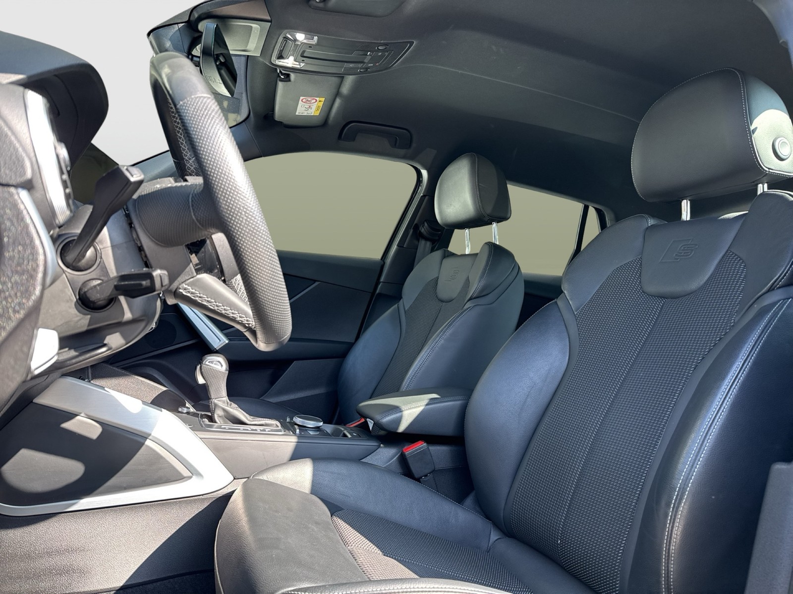 Audi Q2 35 Qu. S LINE AHK KAMERA MATRIX NAVI+ LM17