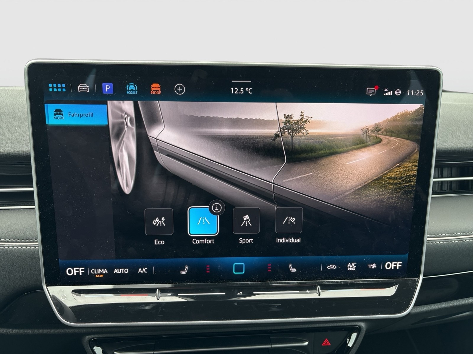 Volkswagen ID.7 Tourer PRO S WÄRMEPUMPE AHK 360CAM ACC LM19