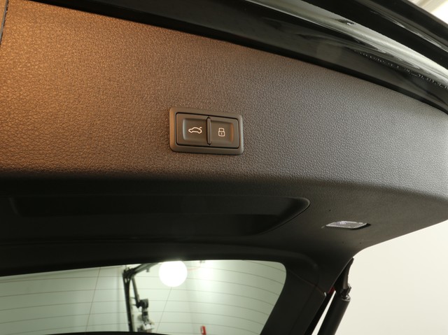 Audi e-tron 55 Qu. S LINE BLACKPAK NACHTSICHT ALU21"