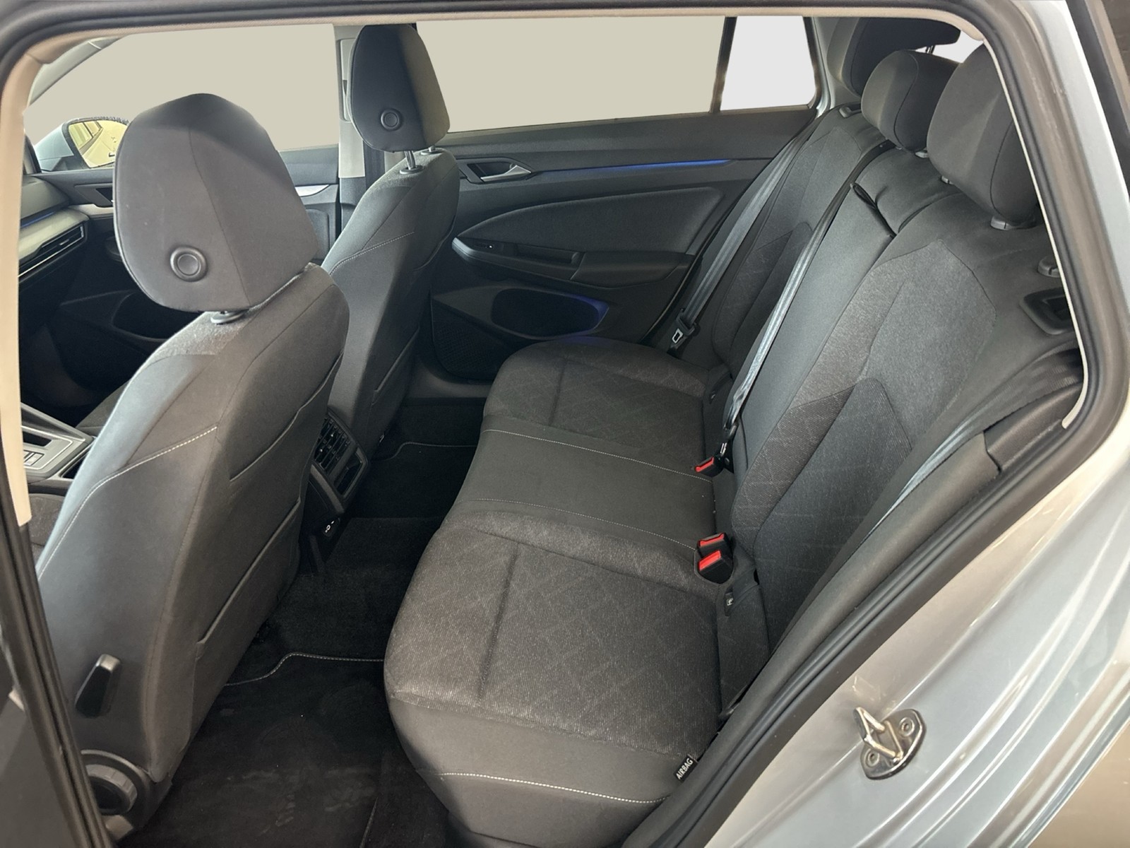 Volkswagen Golf Variant VIII 2.0 LIFE AHK CAM ACC NAVI ALU