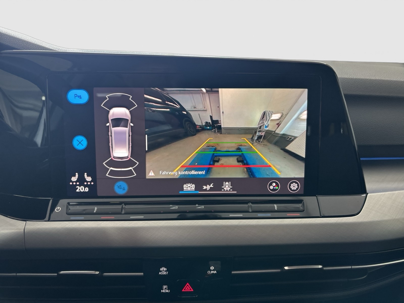 Volkswagen Golf Variant VIII 2.0 LIFE AHK CAM ACC NAVI ALU