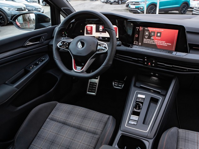 Volkswagen Golf 2.0 GTI H.KARDON MATRIX ALU19