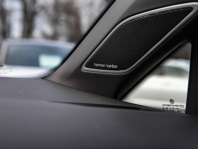 Volkswagen Golf 2.0 GTI H.KARDON MATRIX ALU19