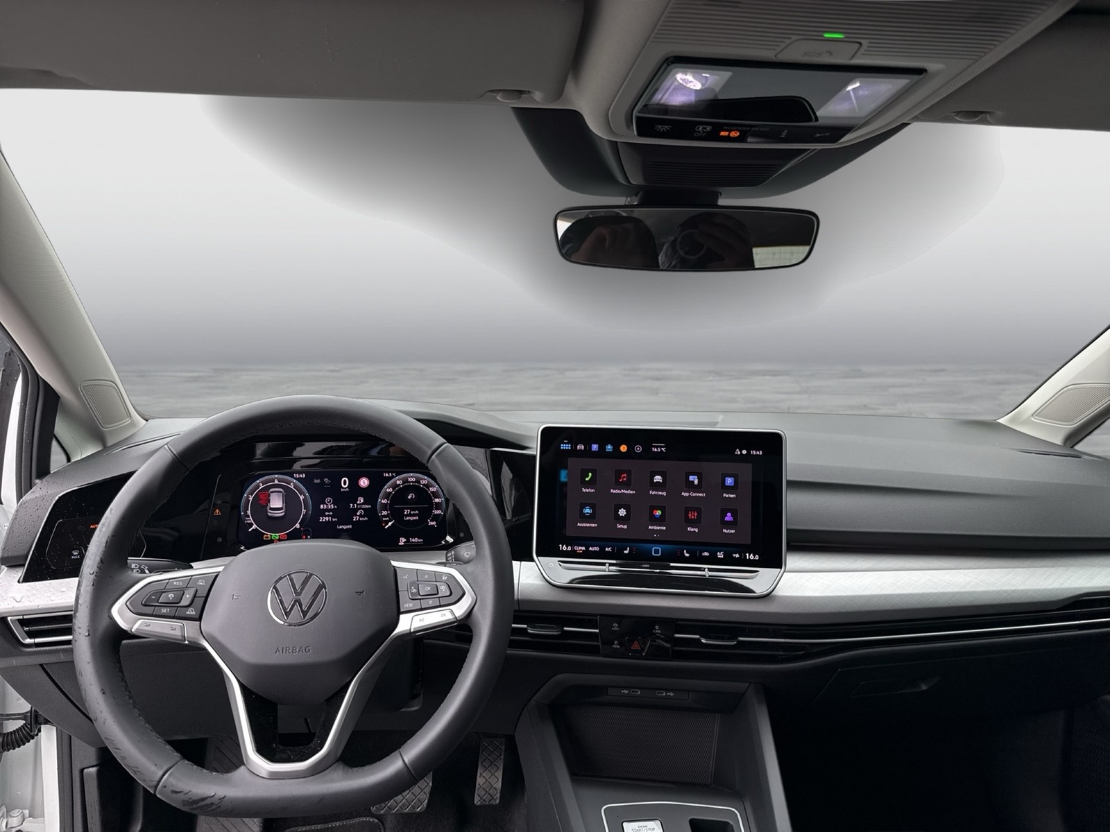 Volkswagen Golf VIII 1.5 eTSI LIFE CAM ACC CARPLAY SITZHEIZ