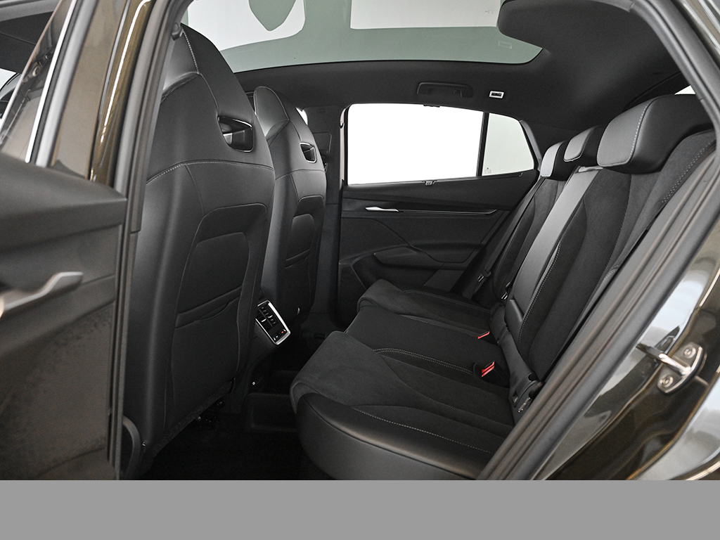 Skoda Enyaq Coupe 60 SPORTLINE AHK WÄRMEPUMPE LM21