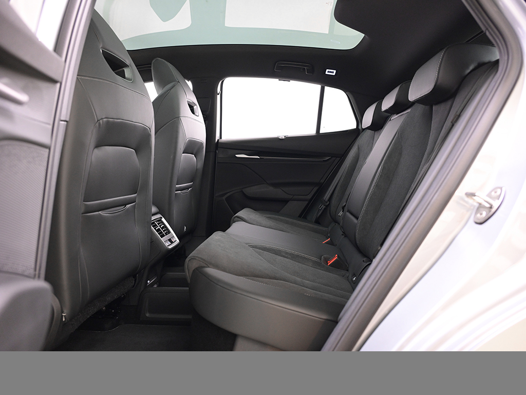 Skoda Enyaq Coupe 60 SPORTLINE AHK 360CAM eSITZE LM21