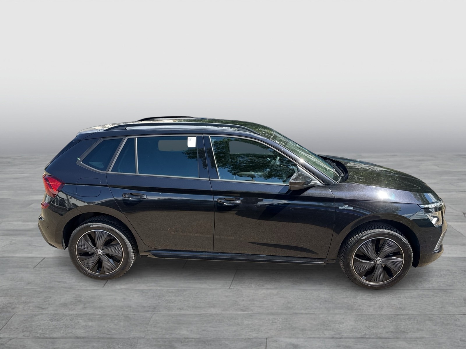 Skoda Kamiq 1.5 MONTE CARLO PANO AHK CAM ACC E-KLAPPE