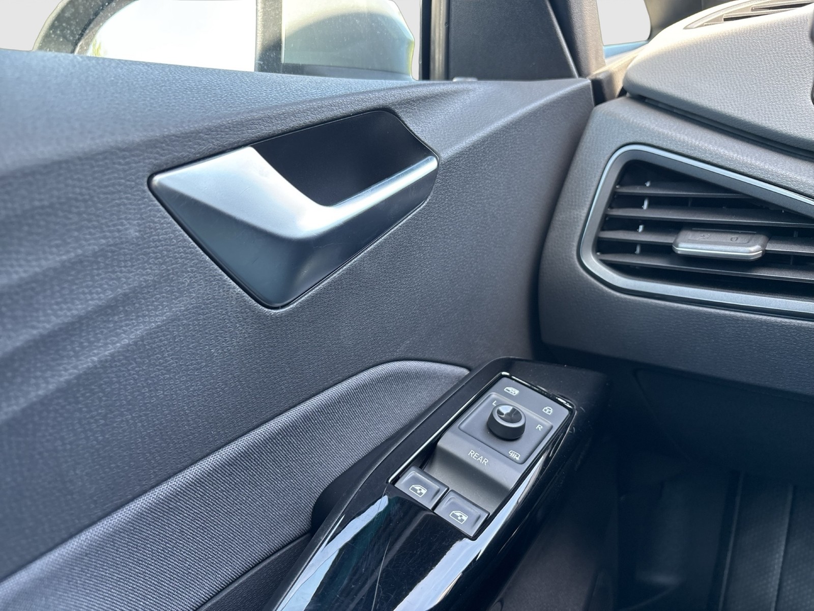 Volkswagen ID.3 Pro Performance 1st ACC LM18 NAVI CARPLAY