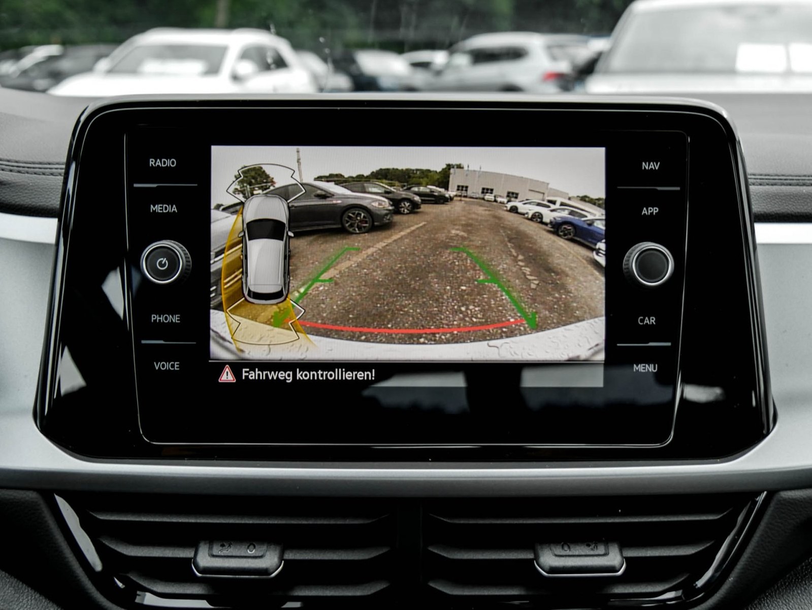 Volkswagen T-Roc 2.0 LIFE CAM ACC NAVI CARPLAY SITZHEIZUNG