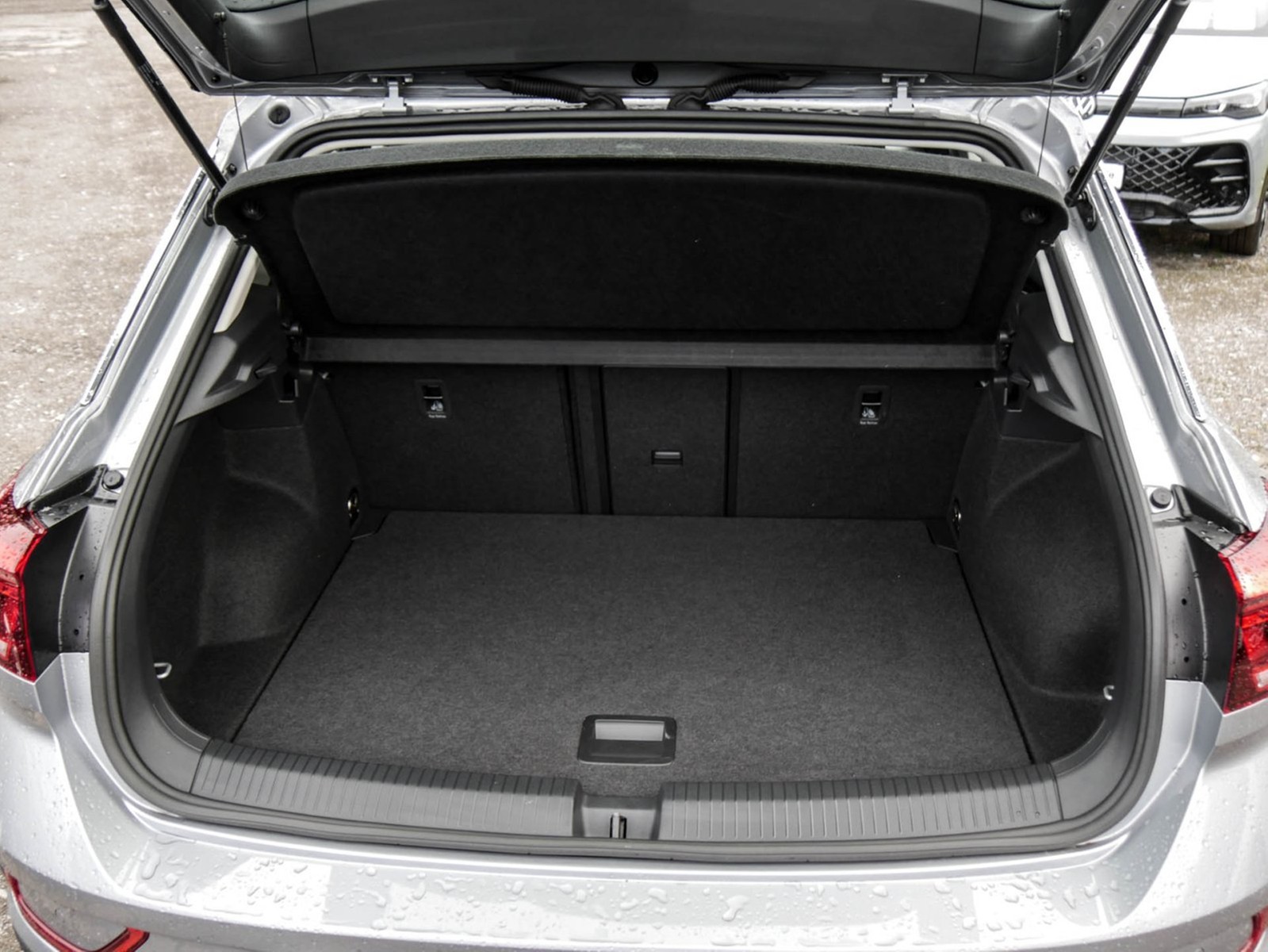 Volkswagen T-Roc 2.0 LIFE CAM ACC NAVI CARPLAY SITZHEIZUNG
