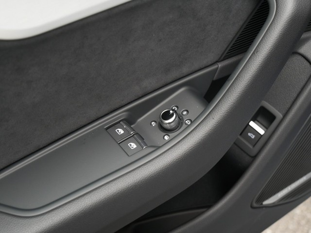 Audi A5 Coupe 40 S LINE BLACKPAK B&O eSITZE ALU20 NAVI+