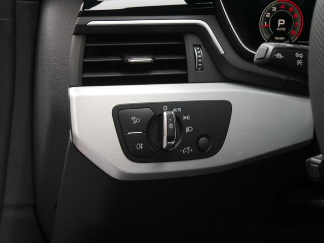 Audi A5 Coupe 40 S LINE BLACKPAK B&O eSITZE ALU20 NAVI+