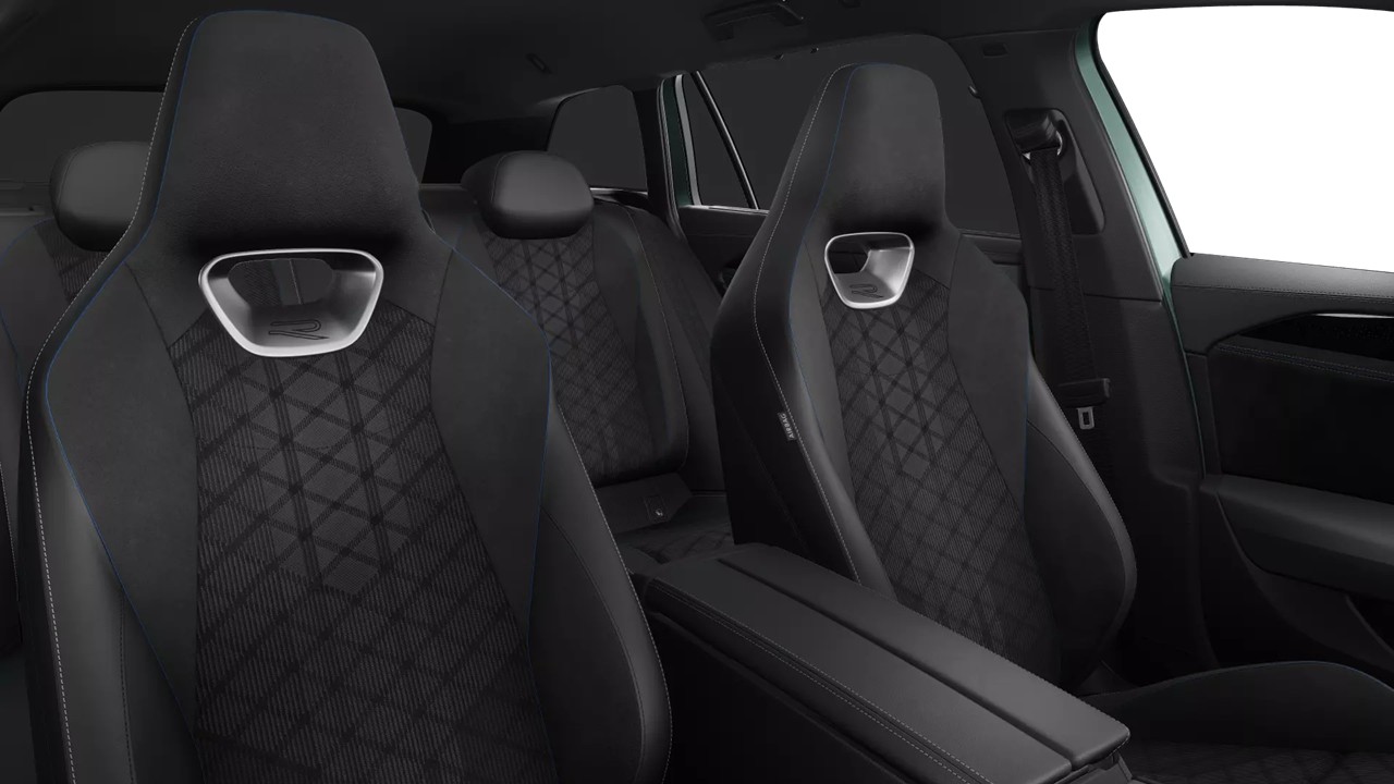 Volkswagen Passat Variant 2.0 R-LINE 4X4 NEUESMODELL AHK 18Z