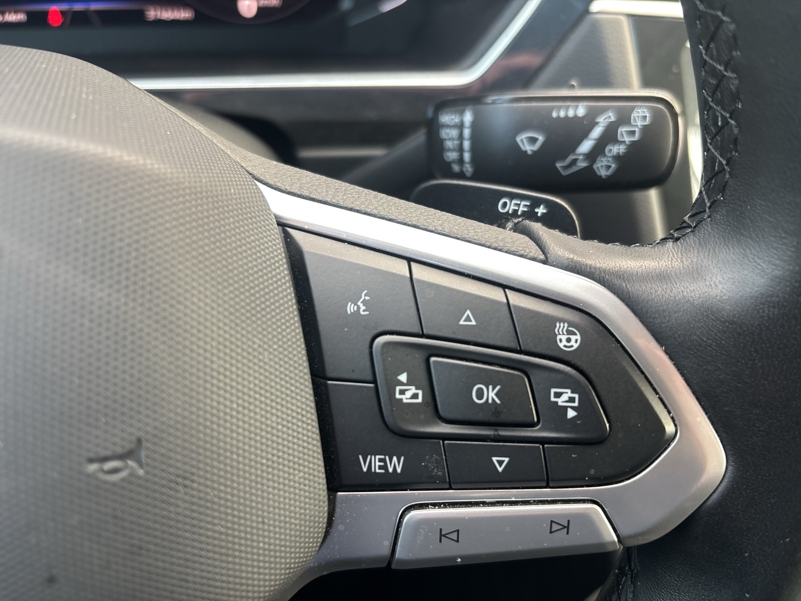 Volkswagen Tiguan 2.0 ELEGANCE 4X4 PANO HEADUP MATRIX KAMERA