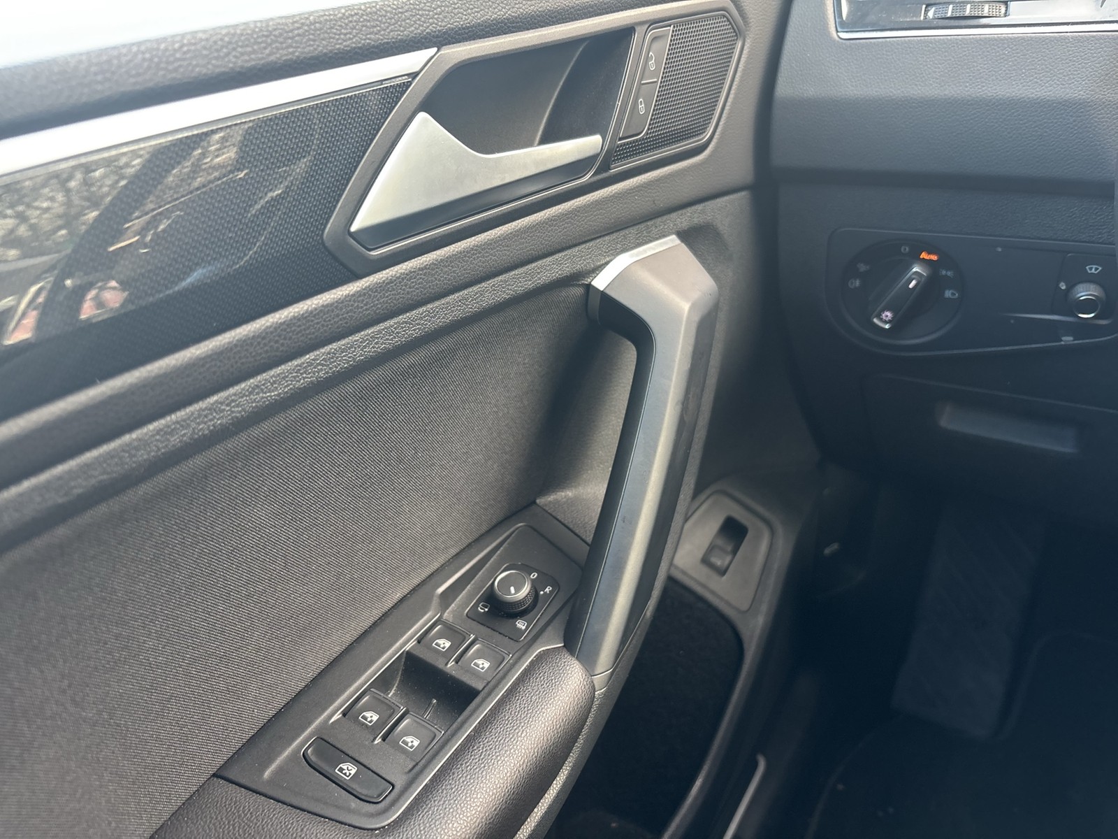 Volkswagen Tiguan 2.0 ELEGANCE 4X4 PANO HEADUP MATRIX KAMERA