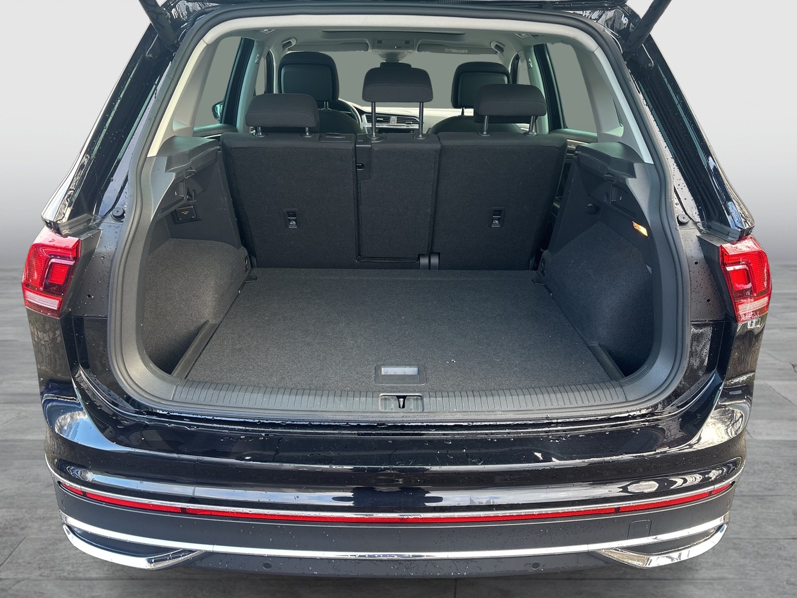 Volkswagen Tiguan 2.0 ELEGANCE 4X4 PANO HEADUP MATRIX KAMERA