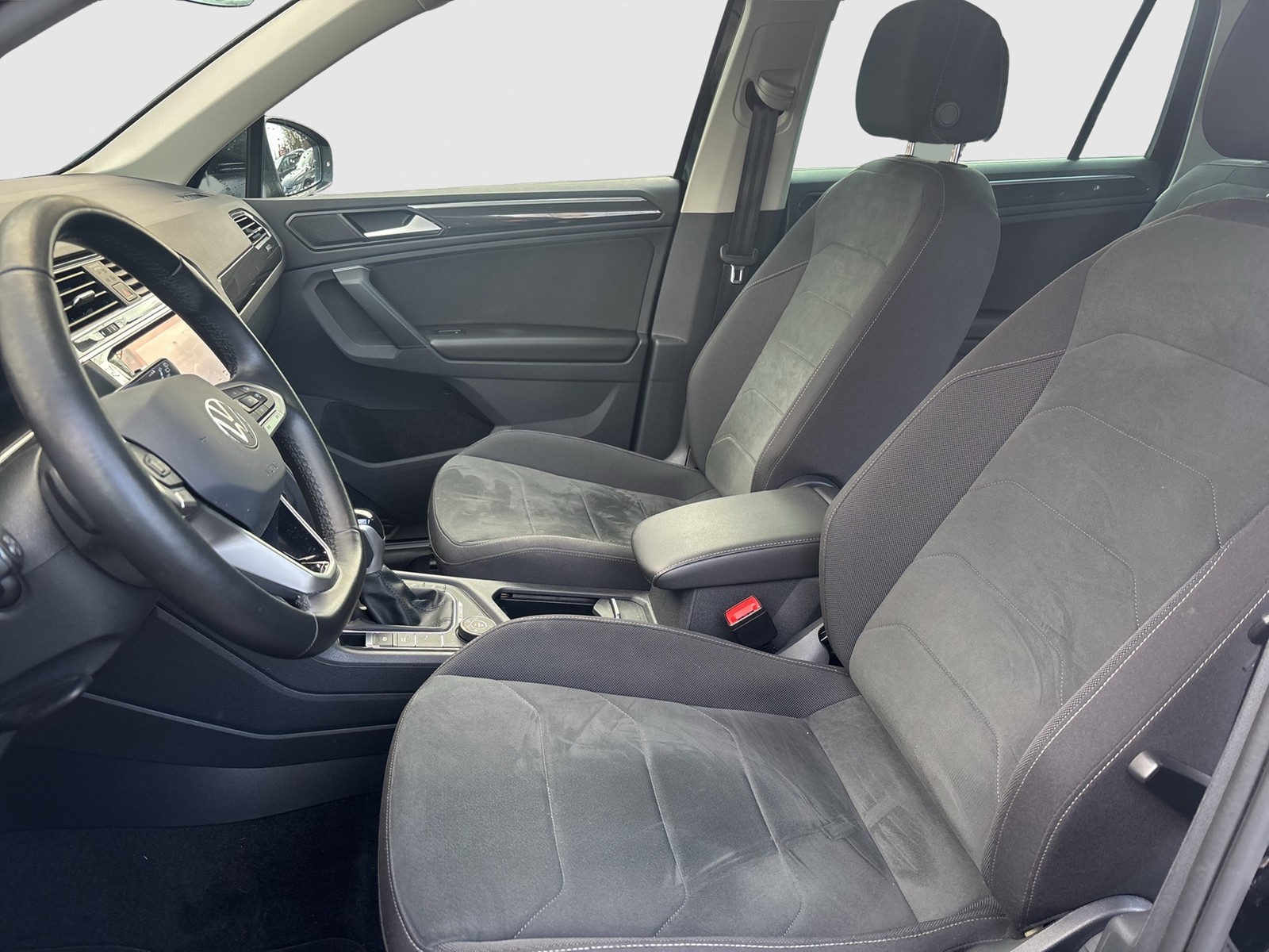 Volkswagen Tiguan 2.0 ELEGANCE 4X4 PANO HEADUP MATRIX KAMERA