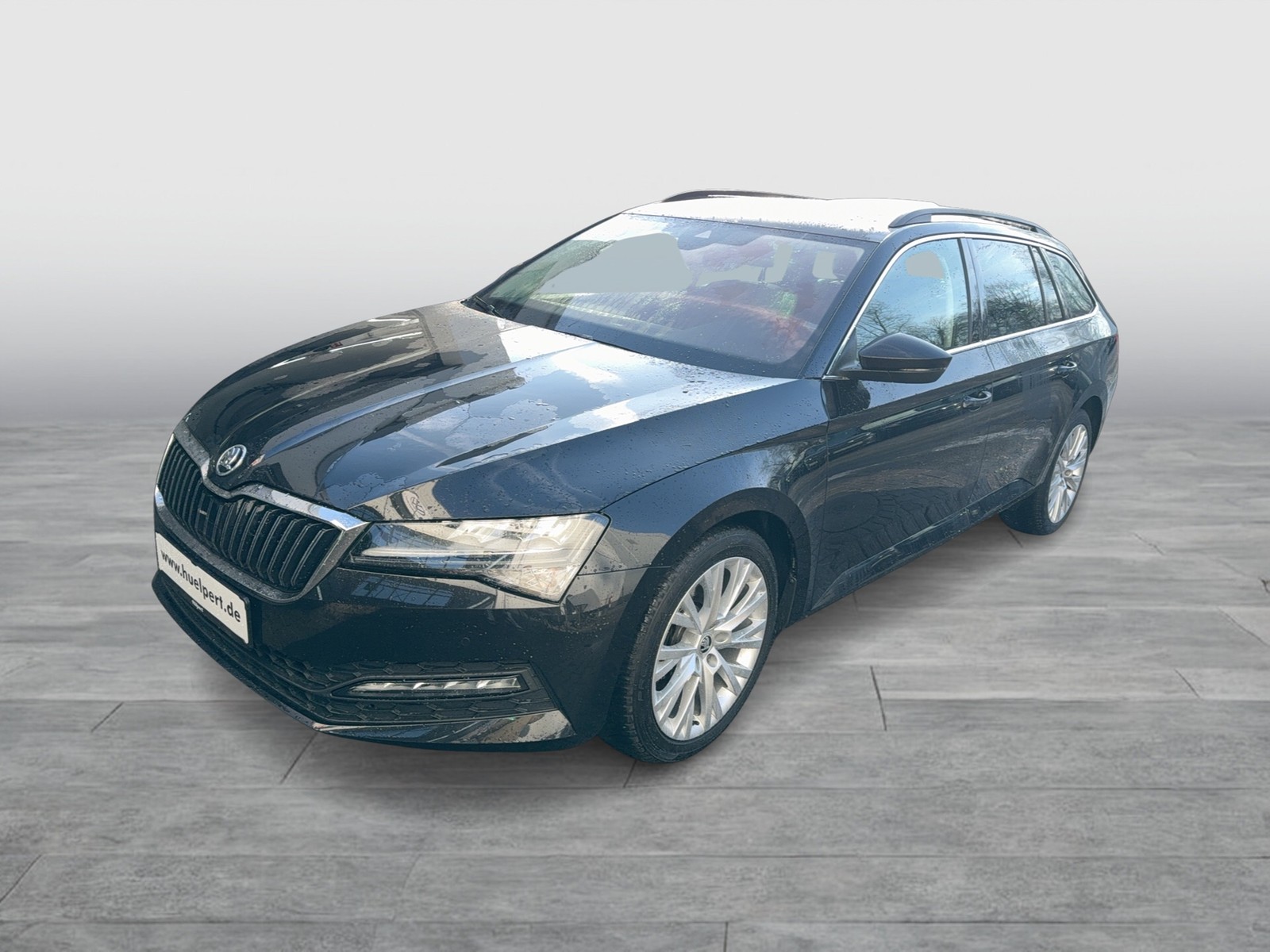 Skoda Superb Combi 2.0 AHK CAM ACC LM18 NAVICOLUMBUS