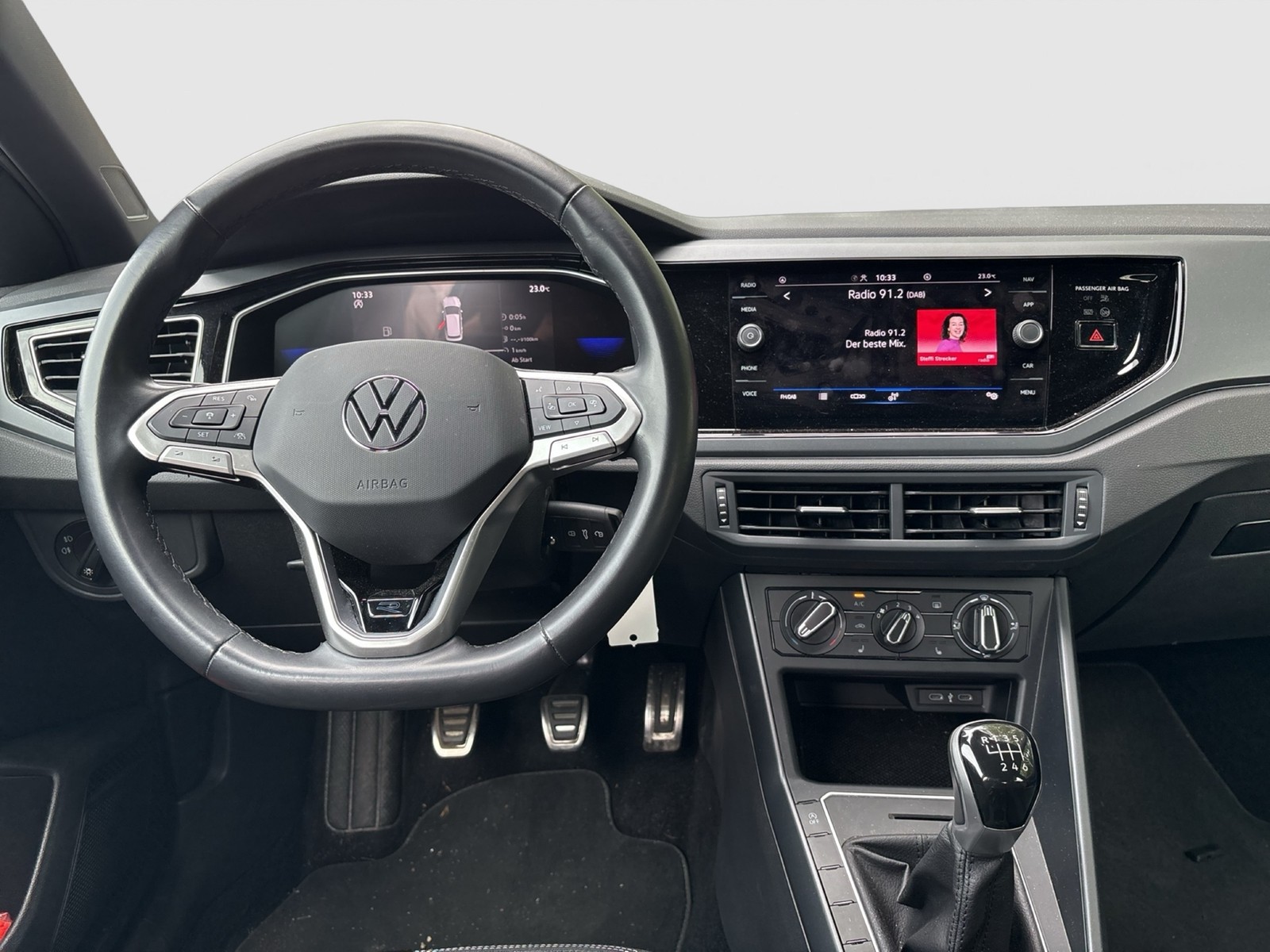 Volkswagen Taigo 1.0 R-LINE ACC LM17 MATRIX CARPLAY SITZHZ.
