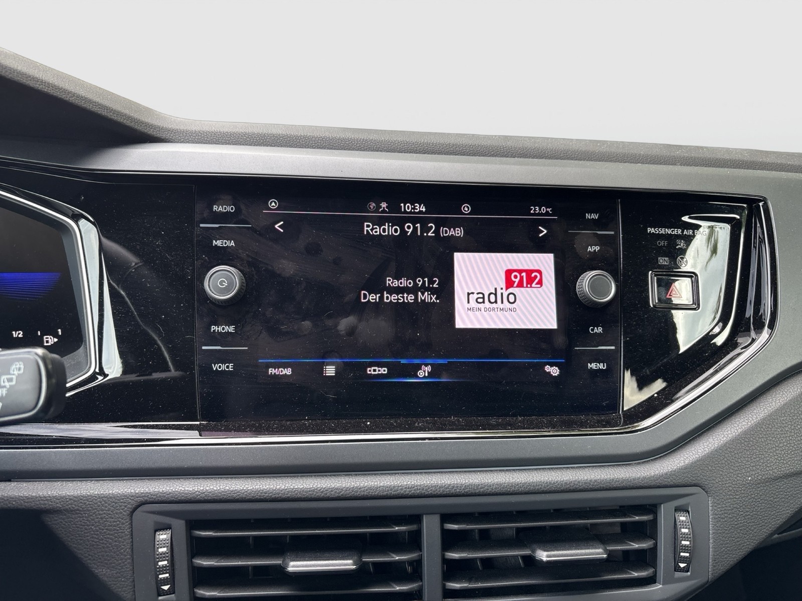 Volkswagen Taigo 1.0 R-LINE ACC LM17 MATRIX CARPLAY SITZHZ.