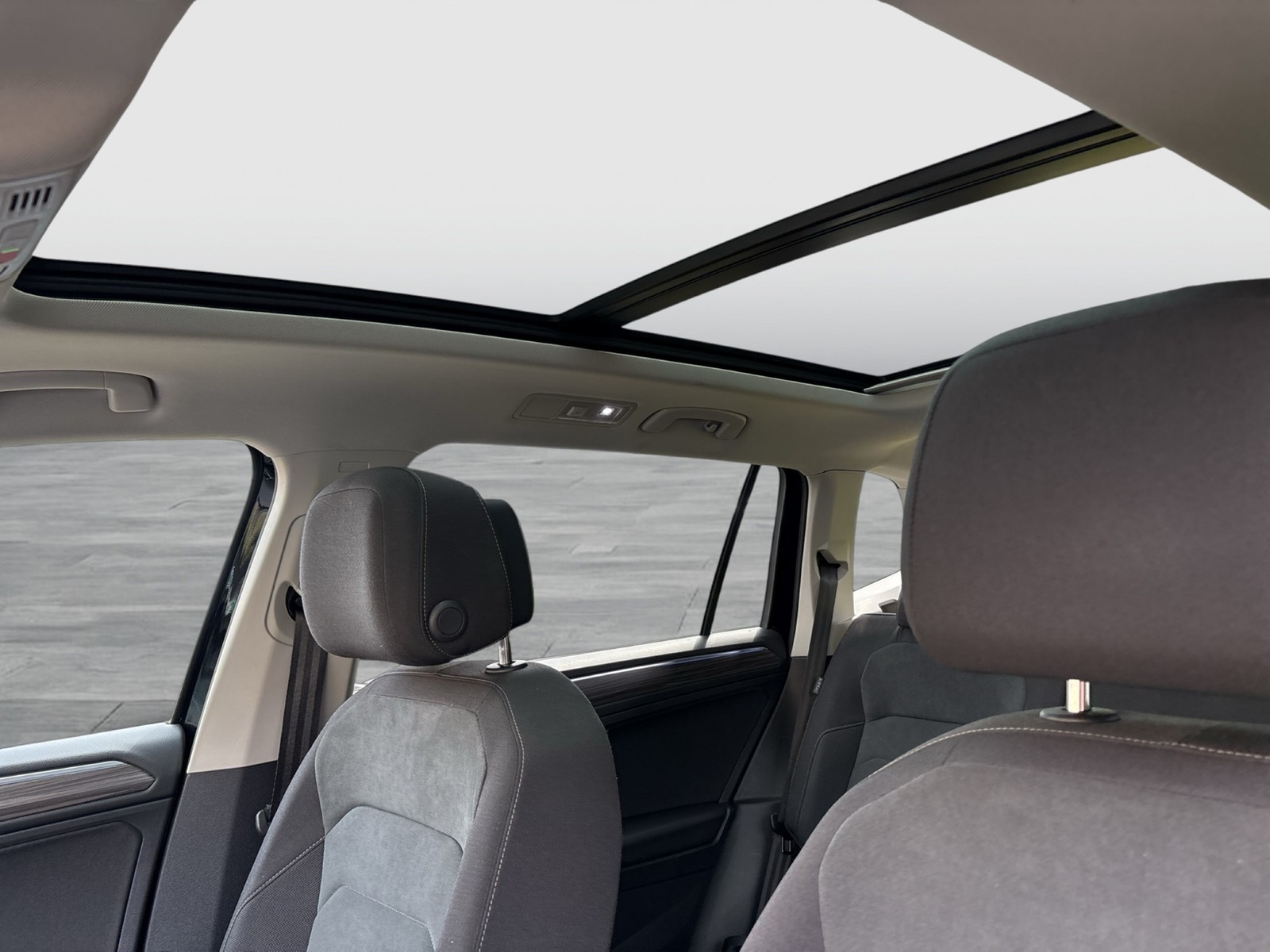 Volkswagen Tiguan Allspace 2.0 ELEGANCE 4X4 PANO STANDHZG