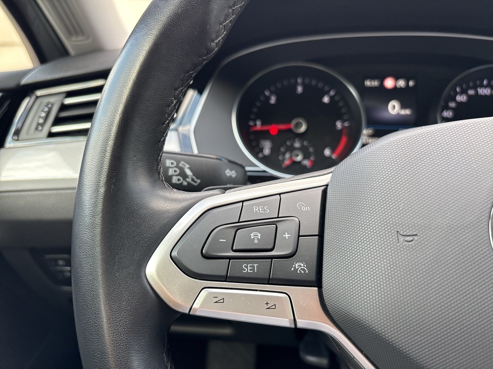 Volkswagen Passat Variant 2.0 BUSINESS AHK CAM ACC NAVI